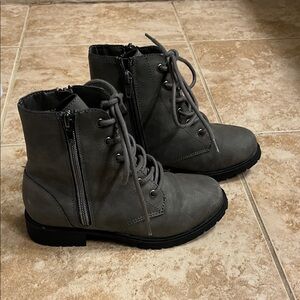 MIA Kids Gray Boots